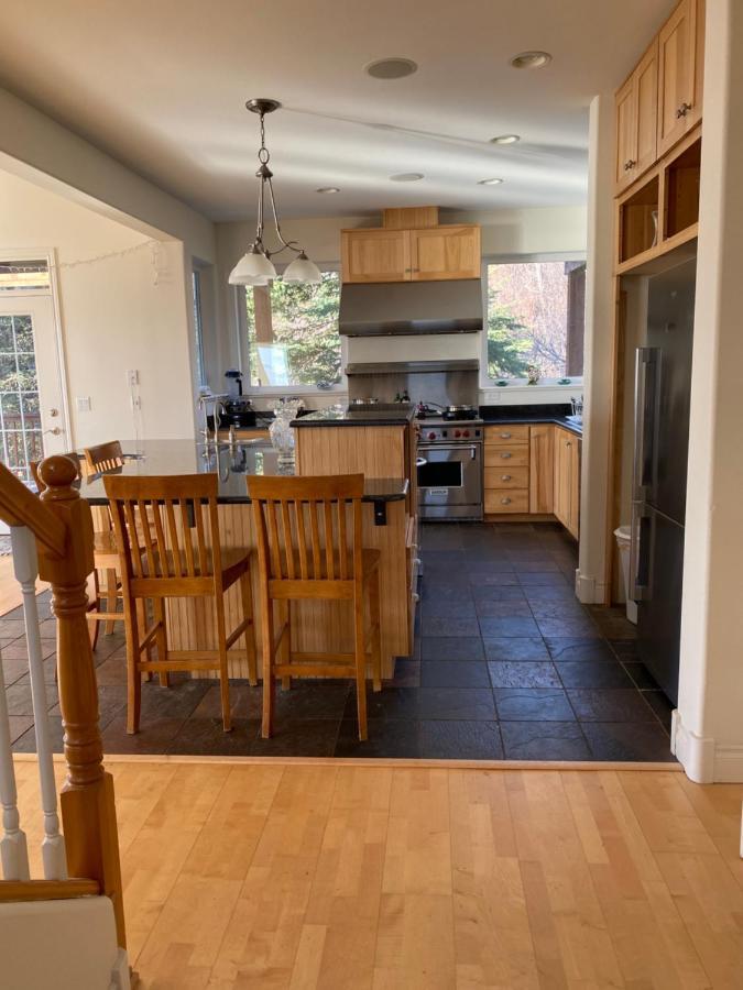 Frenchy'S Adventure Bed And Breakfast Anchorage Luaran gambar
